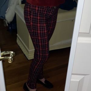 Red plaid pants❣️